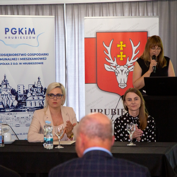 Zdjęcie z konferencji podsumowującej projekt